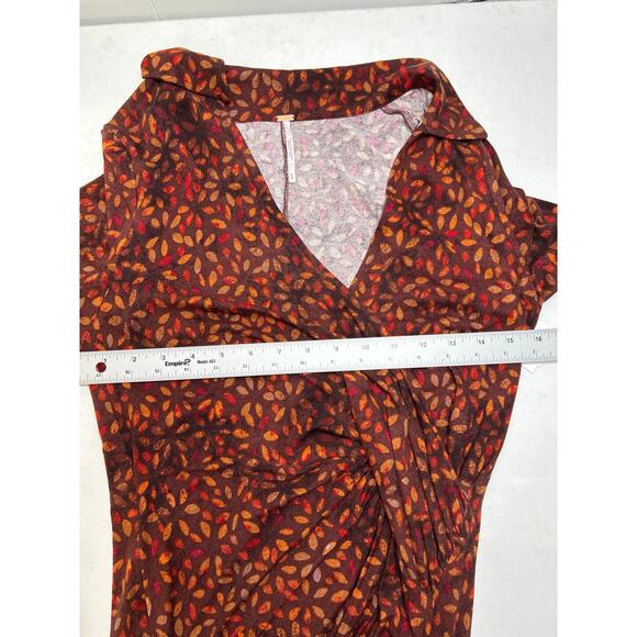 Free People X Revolve Shayla Wrap Midi Dress in Chocolate Combo NWOT. Size M - Picture 8 of 8